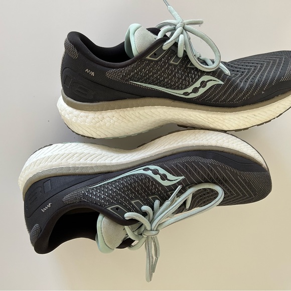 Women’s Saucony running shoes - Picture 13 of 14